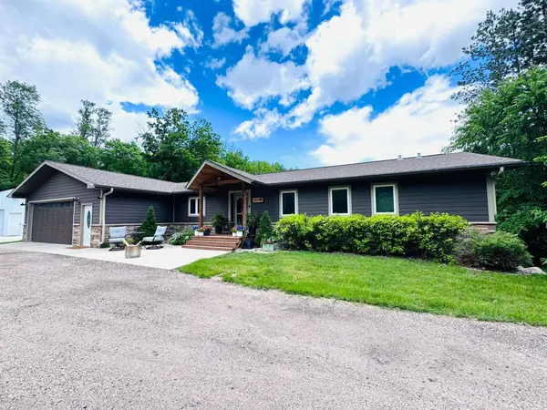 25190 E Cozy Cove RD, Detroit Lakes, MN 56501
