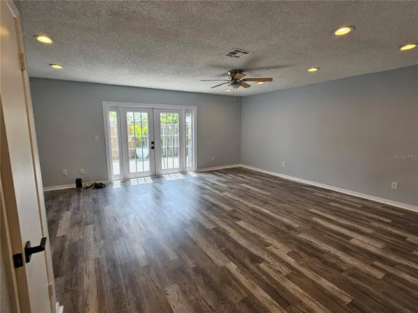 13817 STONE MILL WAY, Tampa, FL 33613