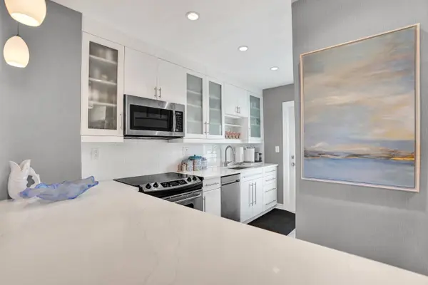 60 Venetian DR #205n, Delray Beach, FL 33483