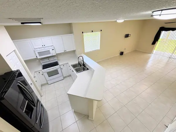 5088 SE Mariner Garden CIR, Stuart, FL 34997