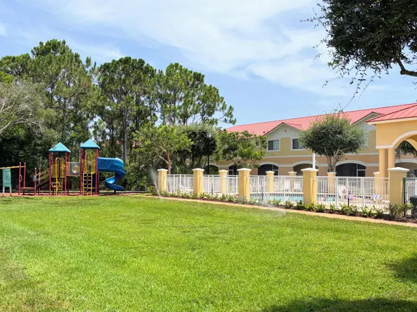 5088 SE Mariner Garden CIR, Stuart, FL 34997