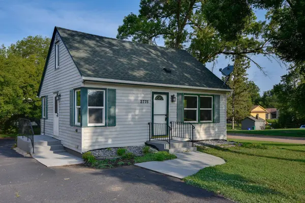2775 Larch LN N, Minneapolis, MN 55441
