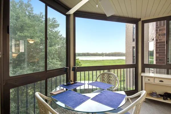 14319 Stewart LN #207, Minnetonka, MN 55345