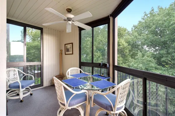 14319 Stewart LN #207, Minnetonka, MN 55345