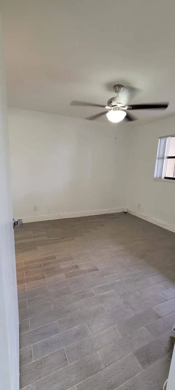 3959 NW 87th AVE, Sunrise, FL 33351