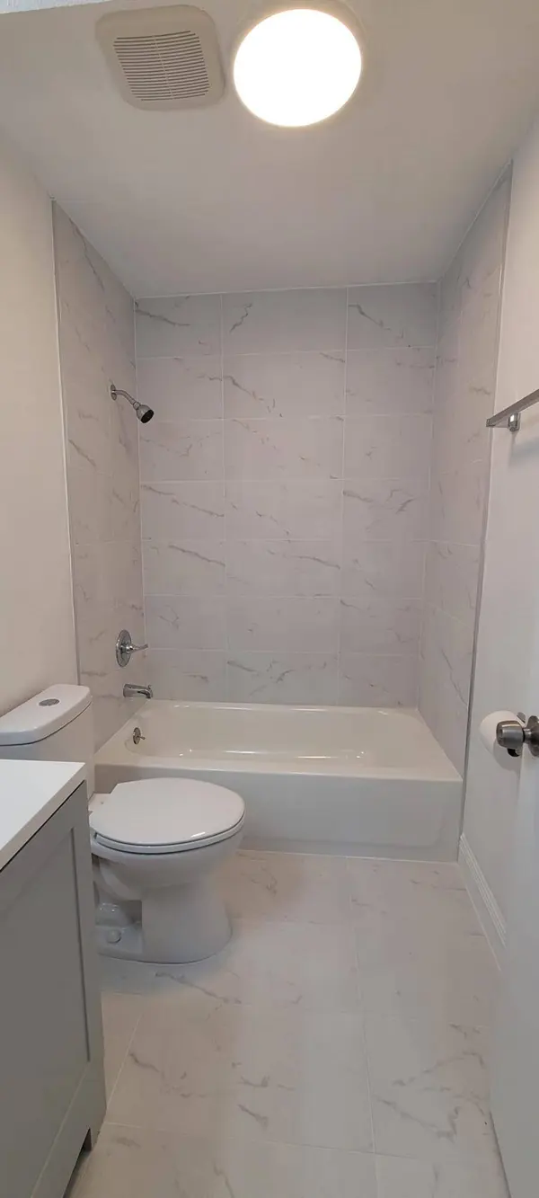 3959 NW 87th AVE, Sunrise, FL 33351