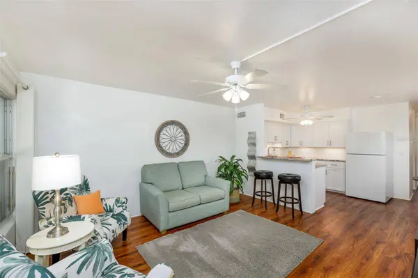 4154 56TH ST N #720, Kenneth City, FL 33709
