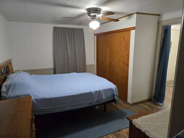 140 E University ST, Owatonna, MN 55060