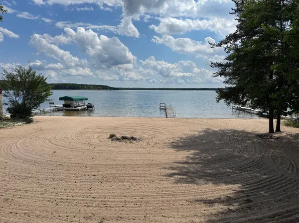 14195 N Horseshoe Lake RD