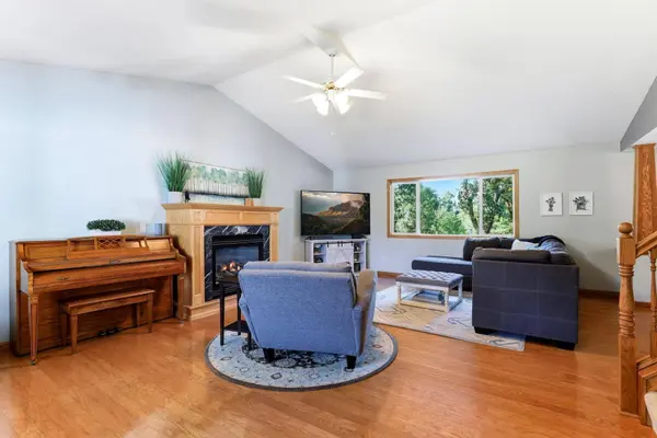 13584 Joseph AVE, Becker, MN 55308
