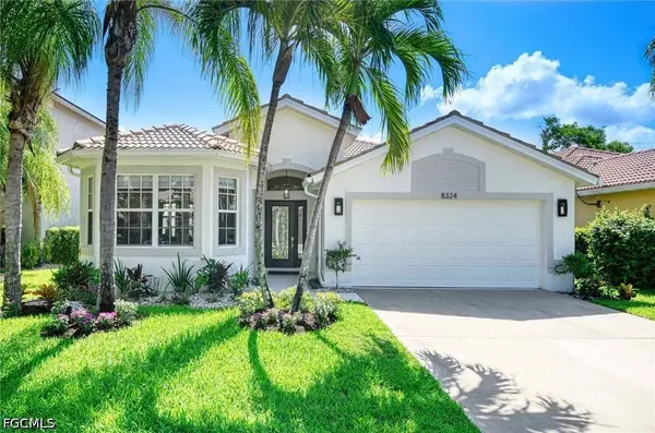 8324 Laurel Lakes BLVD, Naples, FL 34119