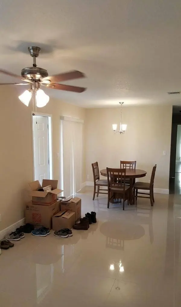 6534 HARBOUR RD, North Lauderdale, FL 33068