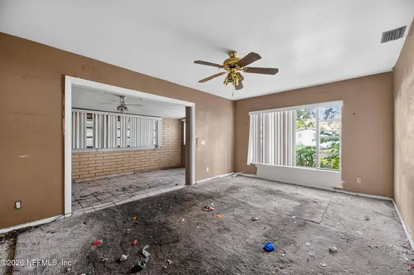 3147 CATHEDRAL LN, Jacksonville, FL 32277