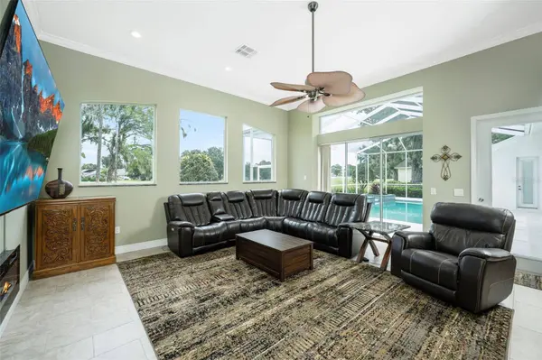 5429 BURNT HICKORY DR, Valrico, FL 33596