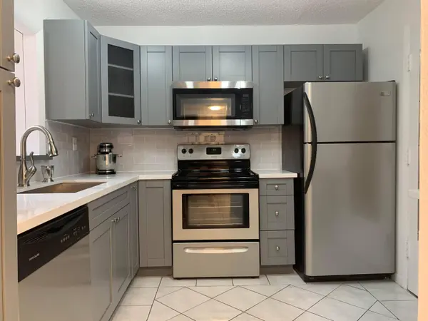 404 NW 68TH AVE #205, Plantation, FL 33317