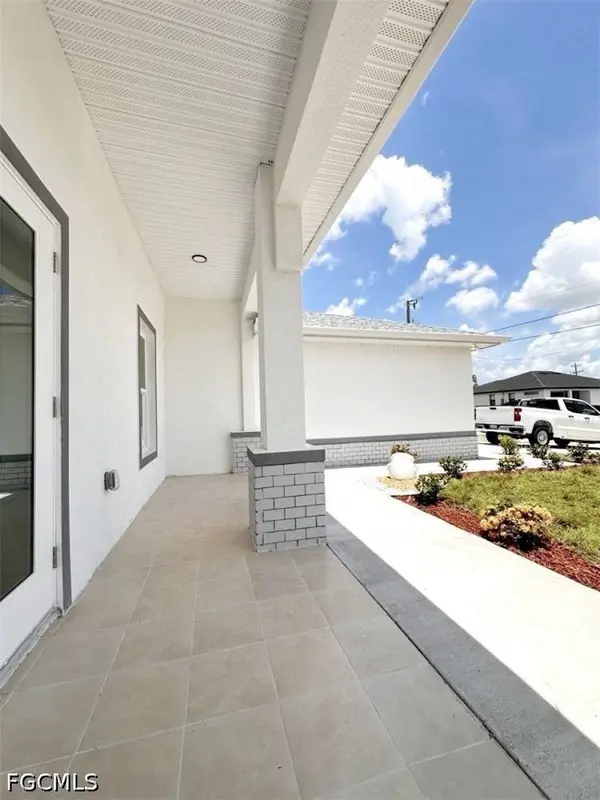2321 NE 39th ST, Cape Coral, FL 33909