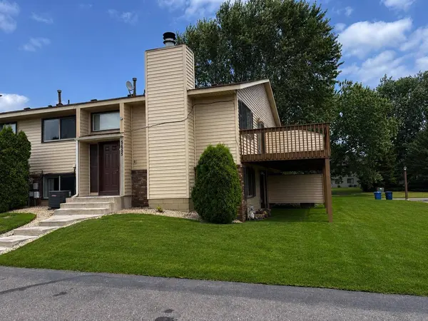 5655 Otter View TRL