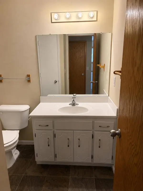 5655 Otter View TRL, White Bear Lake, MN 55110