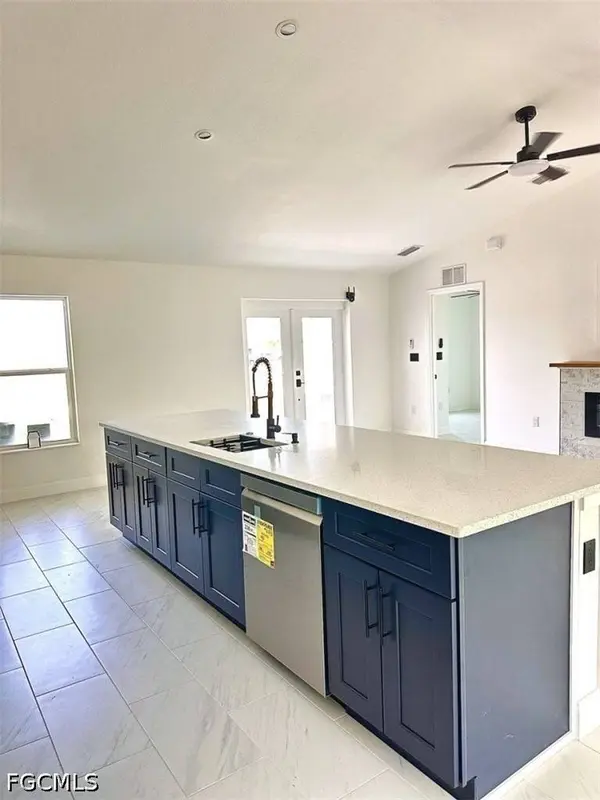 2321 NE 39th ST, Cape Coral, FL 33909