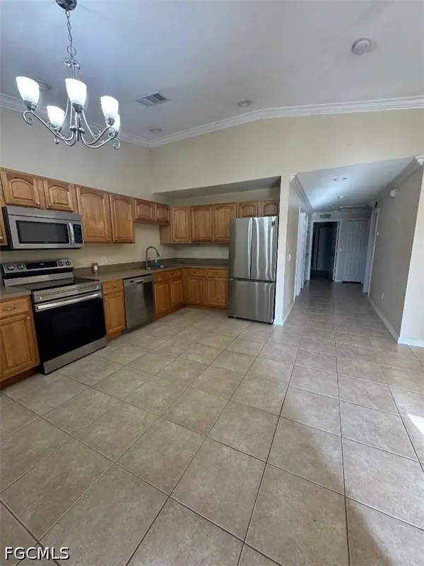 537/539 Alabama RD S, Lehigh Acres, FL 33974