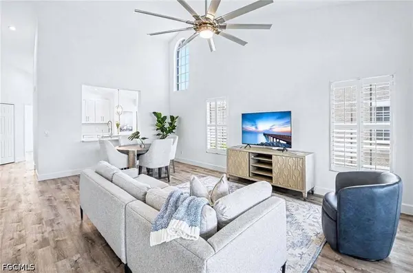 5701 Heron LN #705, Naples, FL 34110