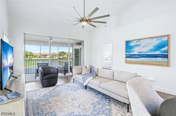 5701 Heron LN #705, Naples, FL 34110