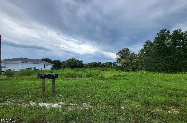 519 Grant BLVD, Lehigh Acres, FL 33974