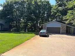 31522 Rum River DR NE