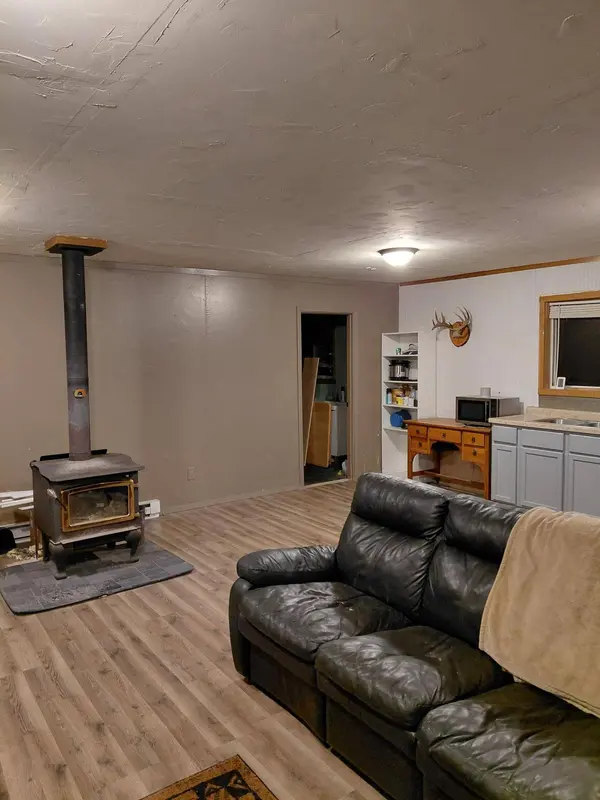 112 Camp 20 RD, Hovland, MN 55606