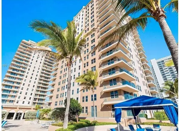 1920 S Ocean DR #16B, Hallandale, FL 33009