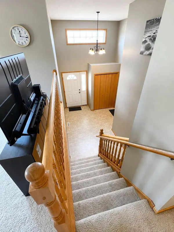 206 Rookery DR, Cold Spring, MN 56320