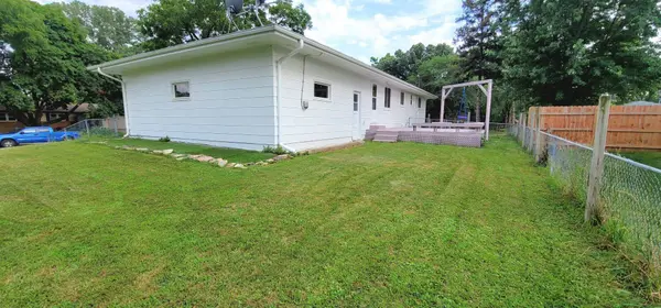 9242 Queen AVE S, Bloomington, MN 55431