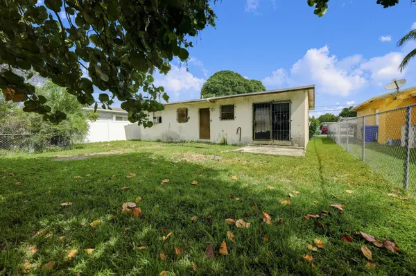 5450 FLETCHER ST, Hollywood, FL 33021