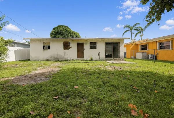 5450 FLETCHER ST, Hollywood, FL 33021