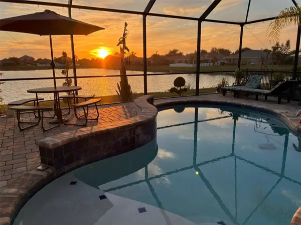 802 FERN LEAF DR, Ruskin, FL 33570