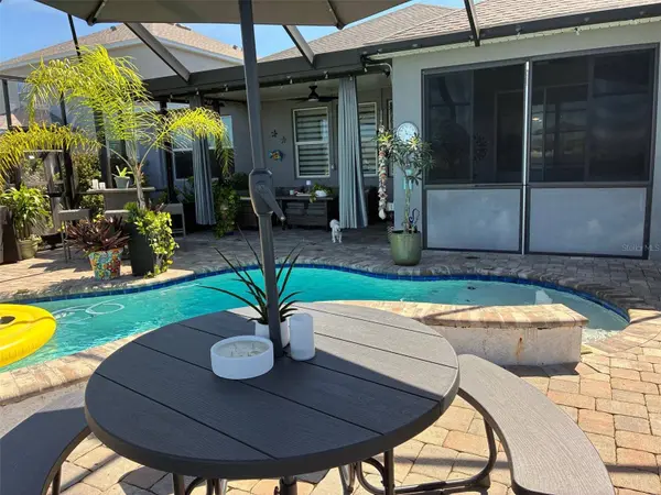 802 FERN LEAF DR, Ruskin, FL 33570