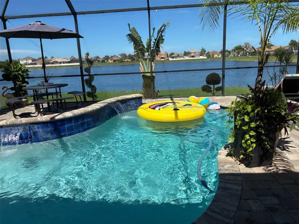 802 FERN LEAF DR, Ruskin, FL 33570