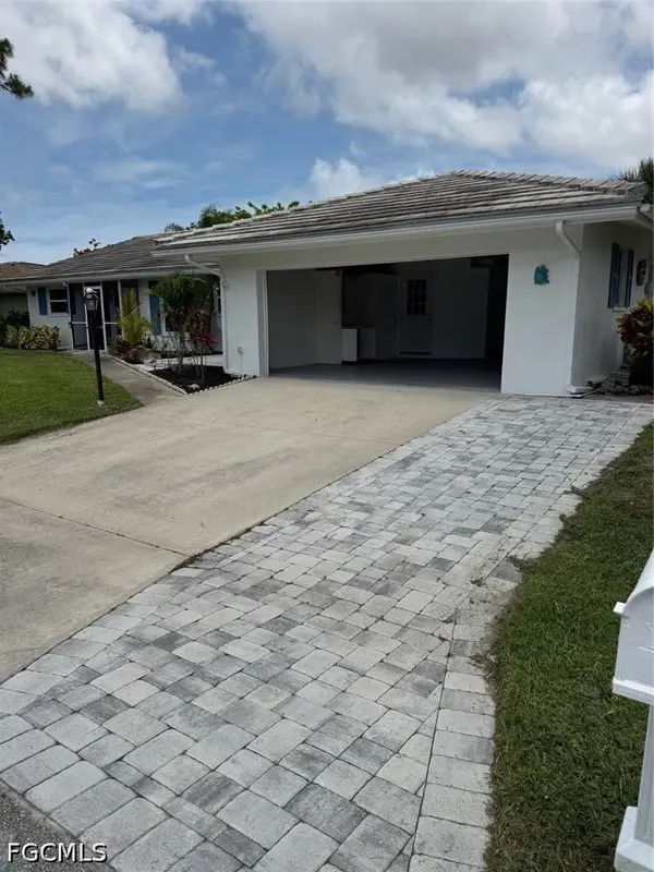 30 Maui CIR #30, Naples, FL 34112