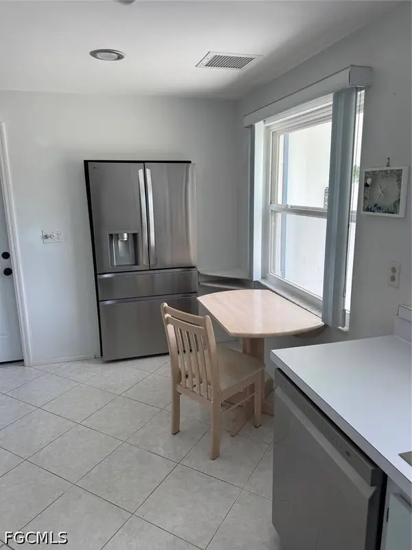 30 Maui CIR #30, Naples, FL 34112