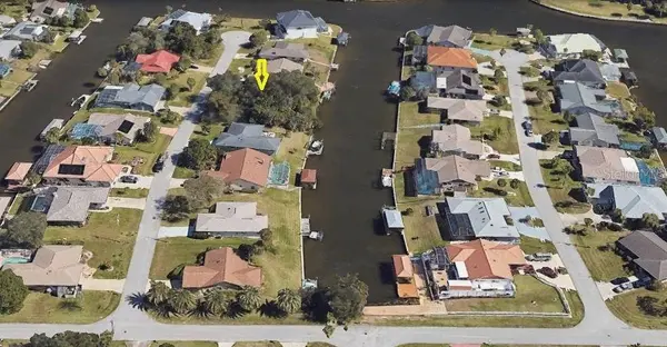 10 FLORENCE CT, Palm Coast, FL 32137