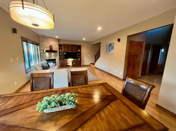 2915 Lake Vista DR NW, Rochester, MN 55901