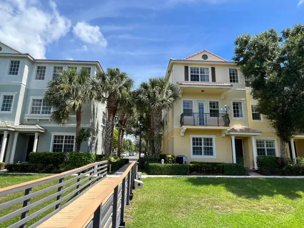 1844 NW 9th ST, Boca Raton, FL 33486