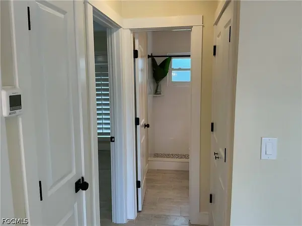 20710 Sandy LN, Estero, FL 33928