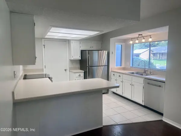 6282 ISLAND FOREST DR, Fleming Island, FL 32003