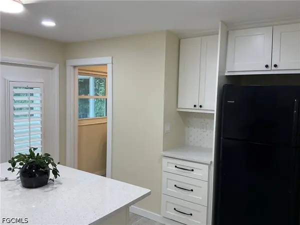 20710 Sandy LN, Estero, FL 33928