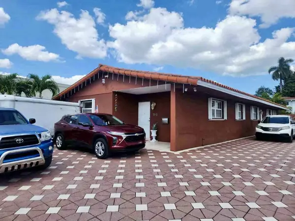 1195 NW 30TH PL