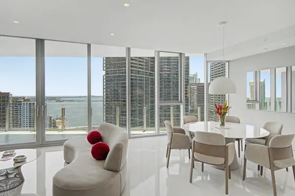 300 BISCAYNE BOULEVARD WAY #3306, Miami, FL 33131