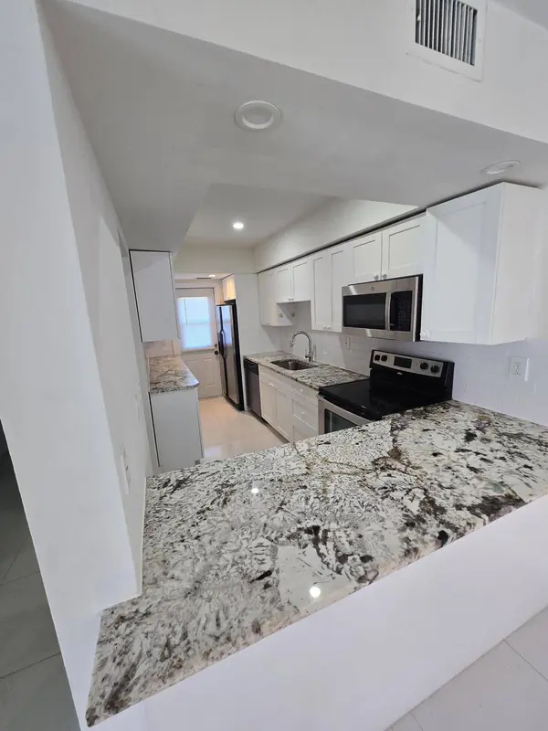 4083 CORAL SPRINGS DR #3, Coral Springs, FL 33065