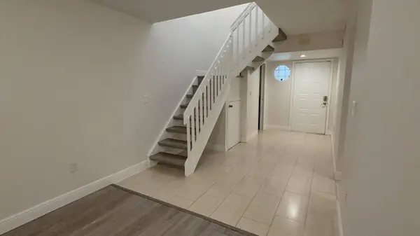 612 N UNIVERSITY DR, Plantation, FL 33324