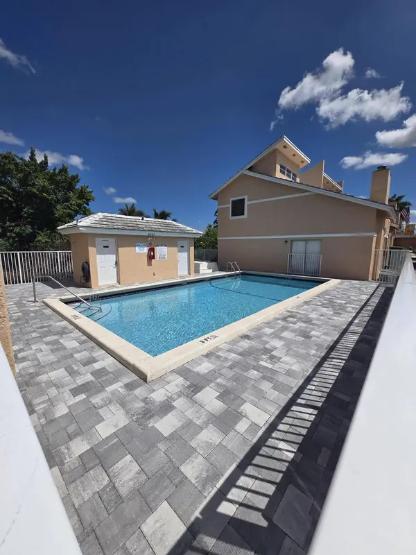 4083 CORAL SPRINGS DR #3, Coral Springs, FL 33065